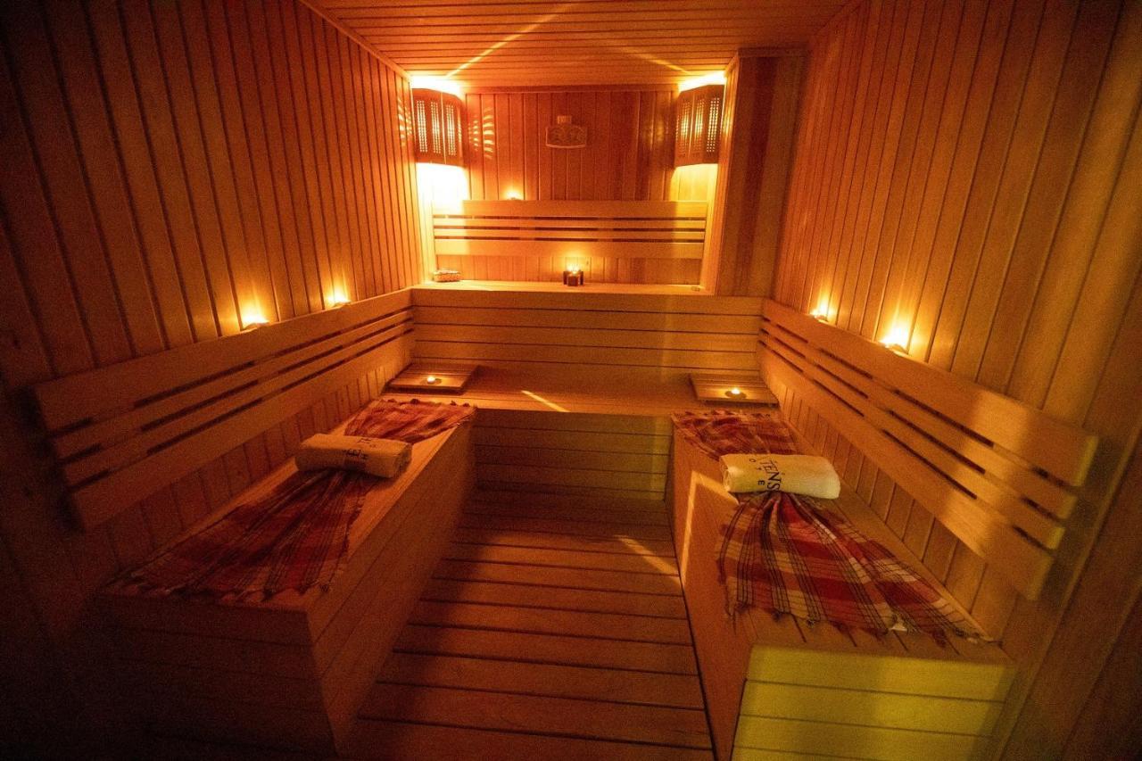 Extenso Hotel Gaziemir Екстериор снимка