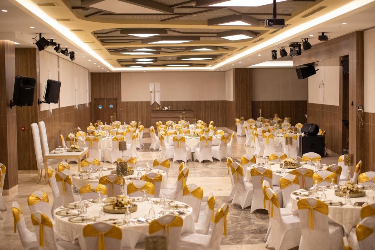 Extenso Hotel Gaziemir Екстериор снимка