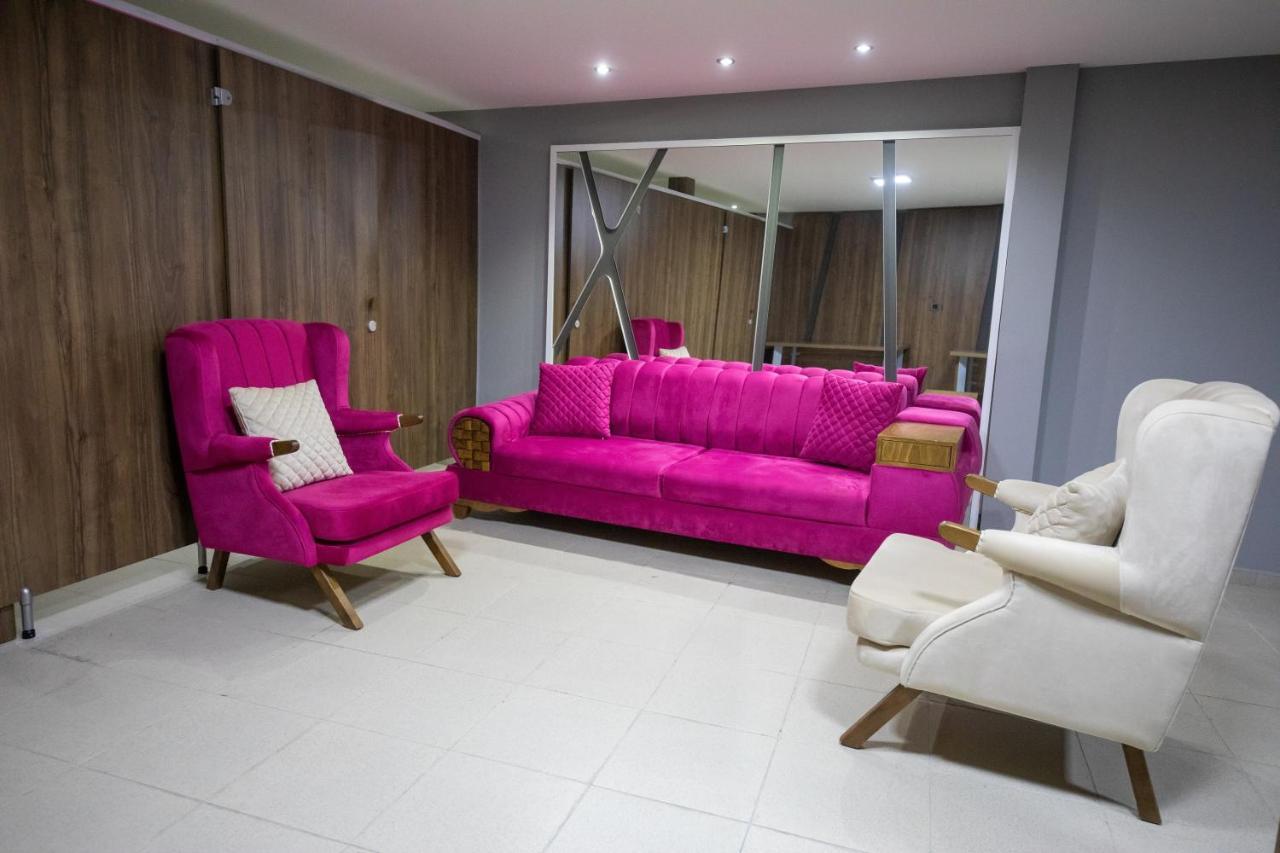 Extenso Hotel Gaziemir Екстериор снимка