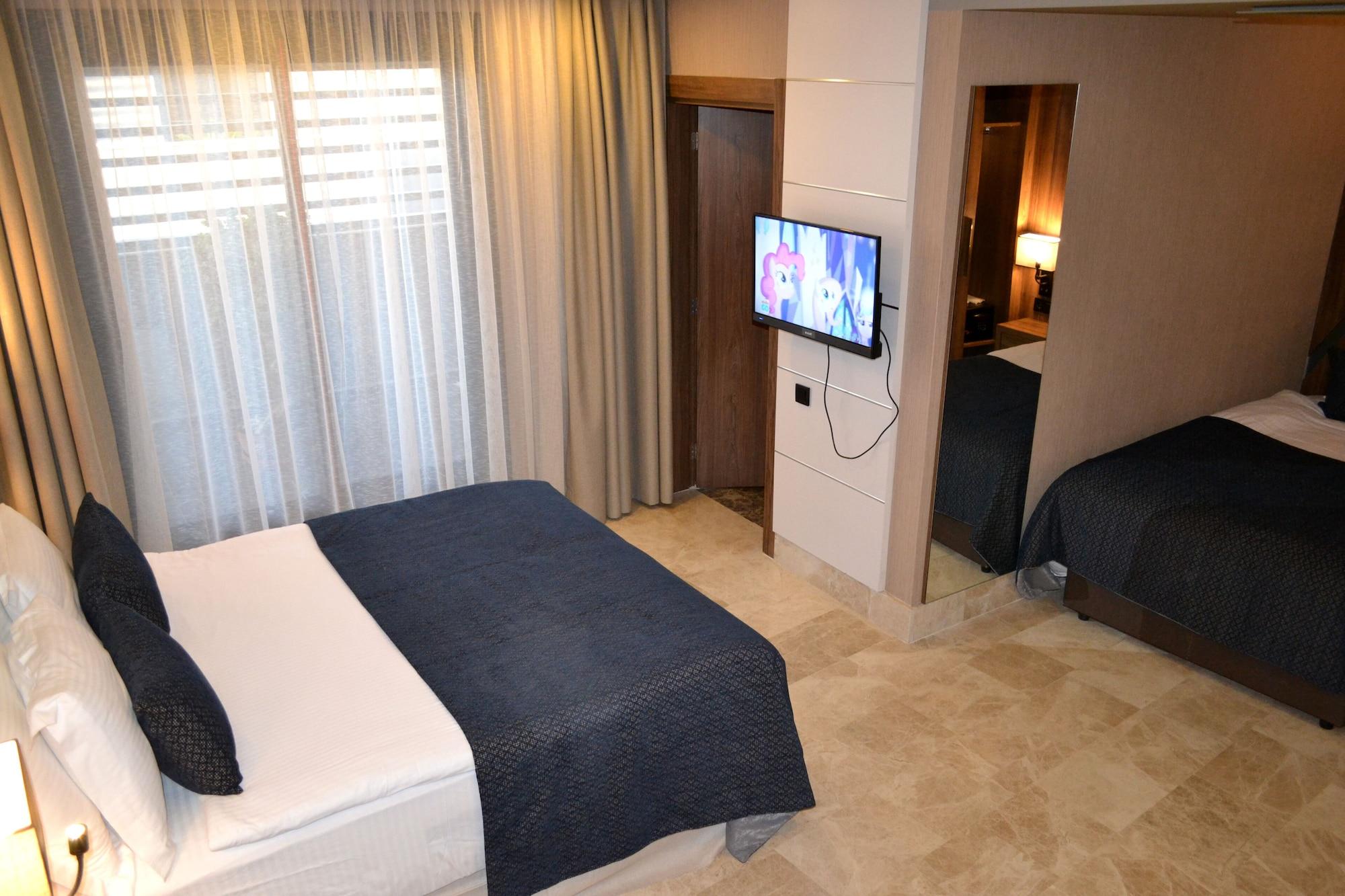 Extenso Hotel Gaziemir Екстериор снимка