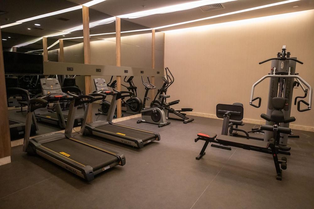 Extenso Hotel Gaziemir Екстериор снимка