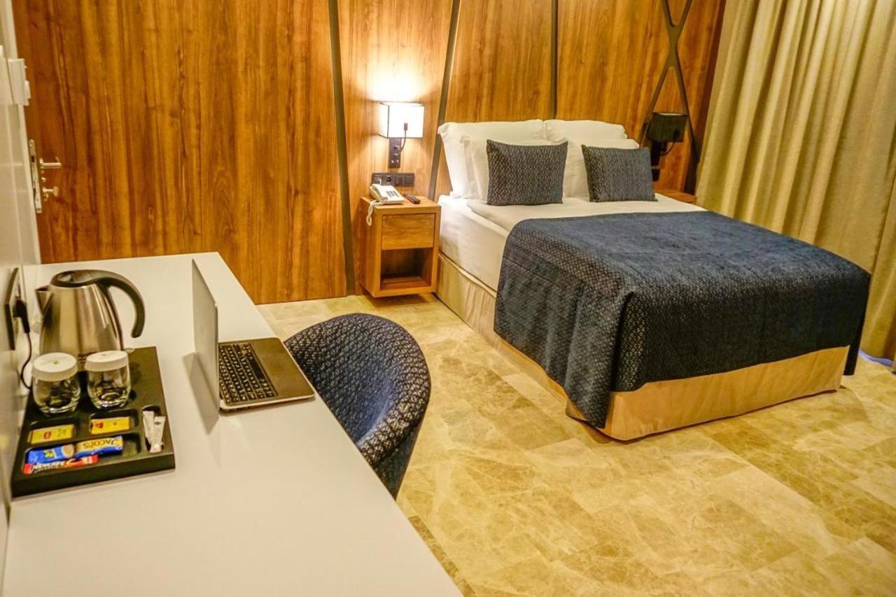 Extenso Hotel Gaziemir Екстериор снимка