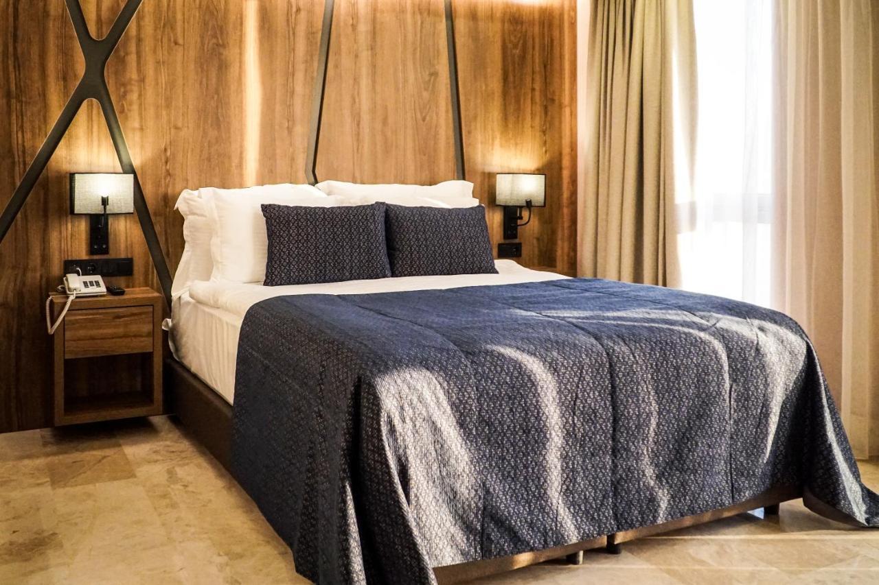 Extenso Hotel Gaziemir Екстериор снимка