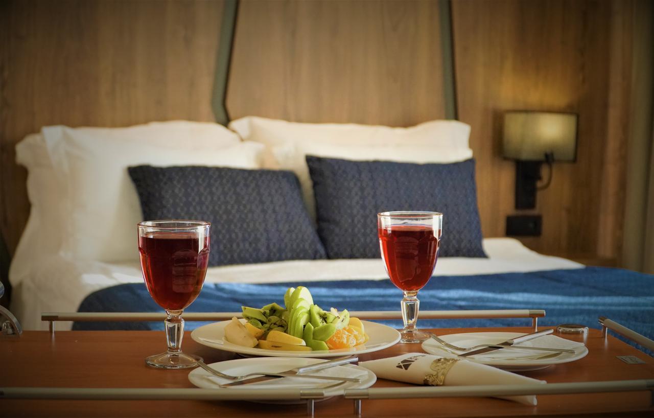 Extenso Hotel Gaziemir Екстериор снимка