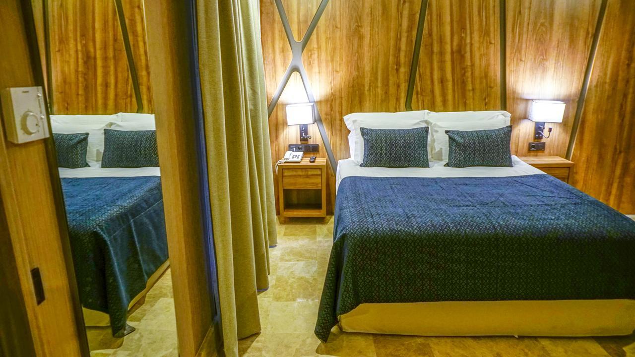 Extenso Hotel Gaziemir Екстериор снимка