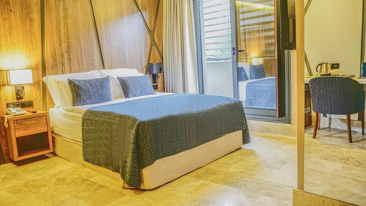 Extenso Hotel Gaziemir Екстериор снимка